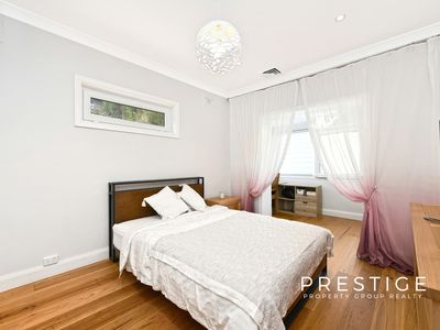 9 The Glen Road, Bardwell Valley