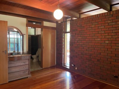 938 Lower North East Road, Highbury