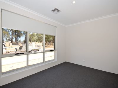83 Amberley Drive, Baldivis