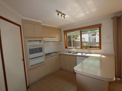 1 / 36 Wandana Drive, Wandana Heights