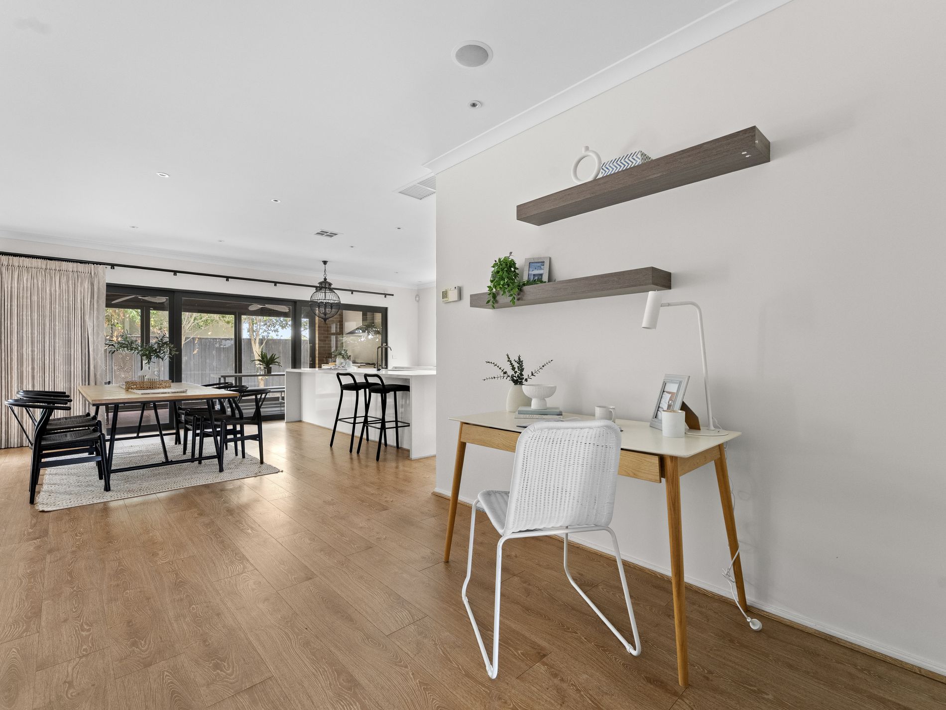 16 Armstrong Boulevard, Mount Duneed