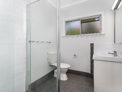442 Robinson Road West, Geebung
