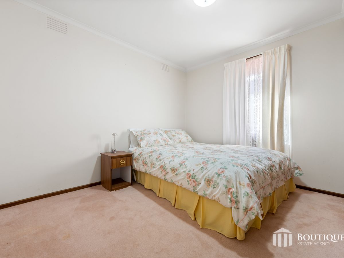 15 Kaye Court, Dandenong North