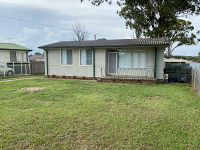 17 Jindabyne Street, Heckenberg