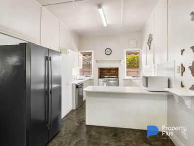 20 Waugh Street, Charlton