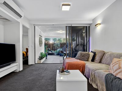 2 / 8 Jeays Street, Bowen Hills