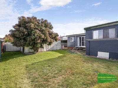 8 Moresby Way, West Bathurst