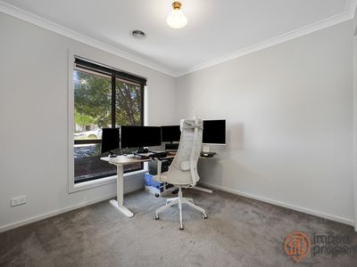 100 Mabo Boulevard, Bonner