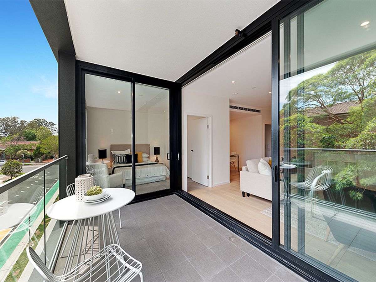 215 / 28-30 Anderson Street, Cha...