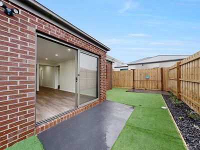 3 Peppermint Gum Road, Cranbourne West
