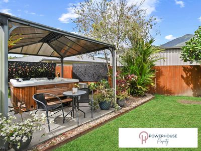 11 Gates Close, Edmonton