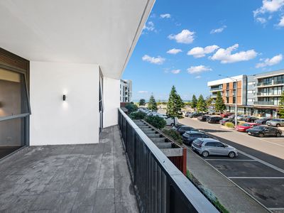 132 / 33 Quay Boulevard, Werribee South