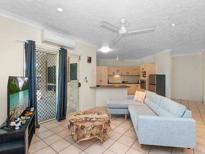 4 Woodbine Drive, Annandale