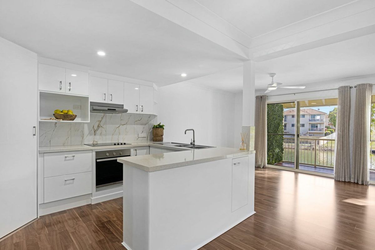 16 / 84 Cumberland Drive, Varsity Lakes