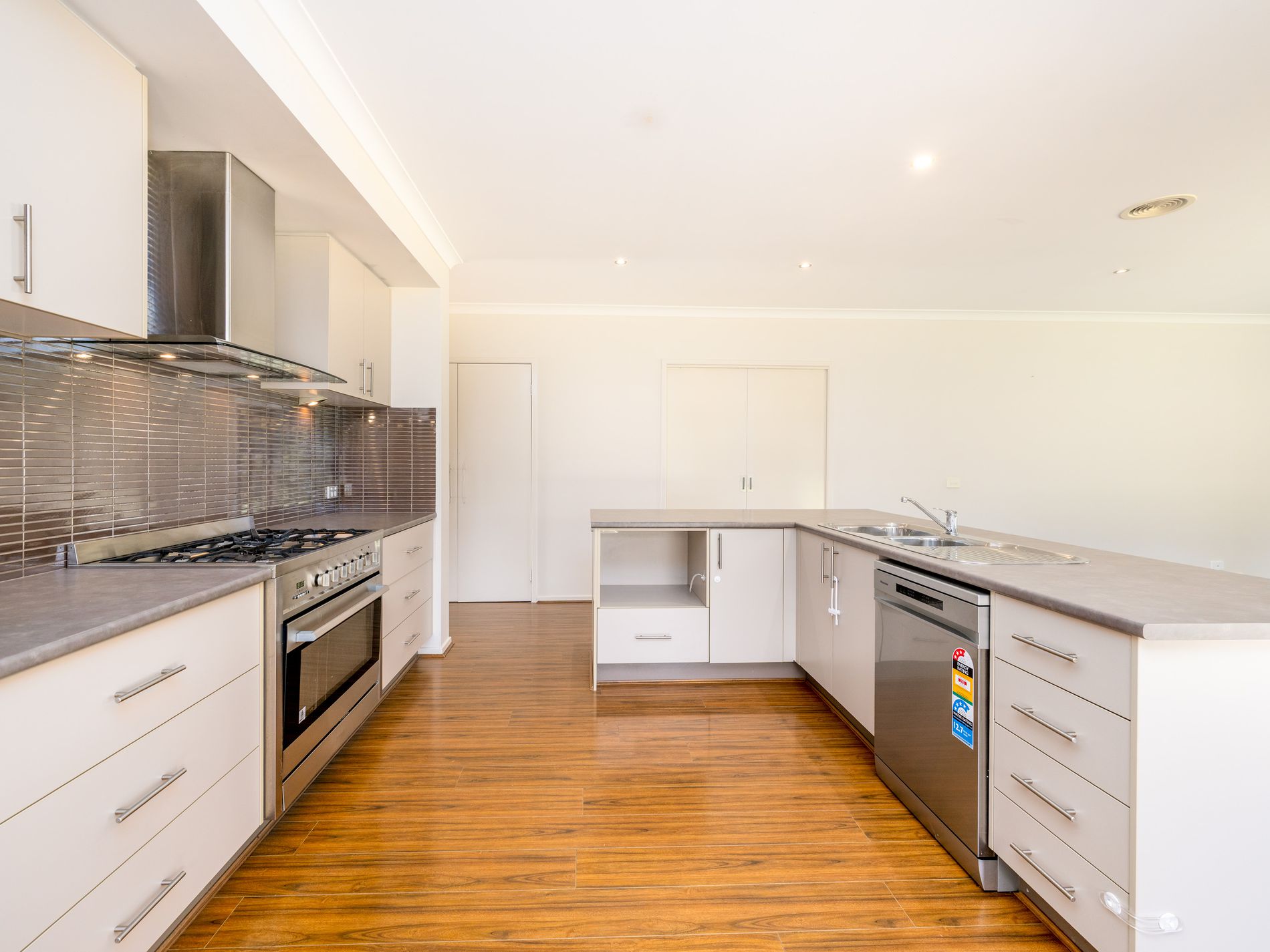 3 Killarney Crescent , Tatura