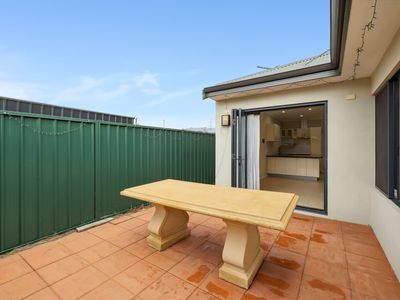 30C Thorney Way, Balga