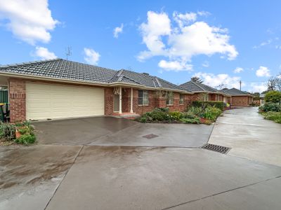 4 / 5 Gundarra Street, Dubbo