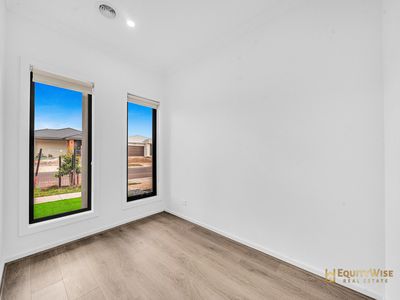 14 Sama Promenade, Truganina