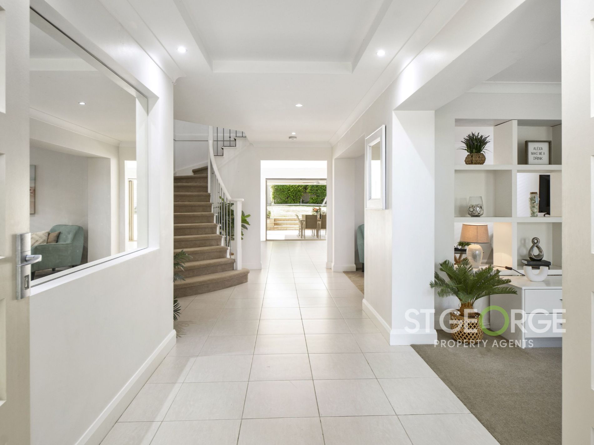 14 Rocklea Crescent, Sylvania