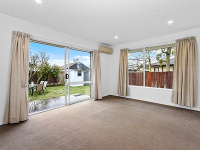 2 / 9c Lydbury Place, Parklands