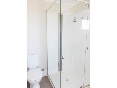 20 Homestead Ramble, Newman