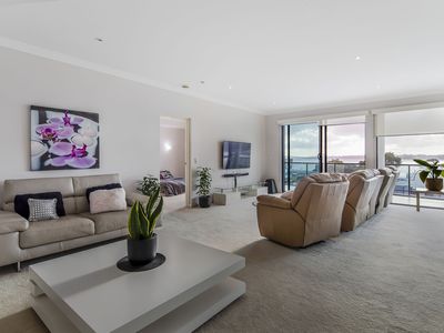 8 / 63 Mill Point Road, South Perth