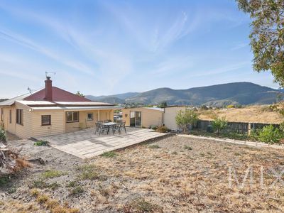 23 Glebe Road, New Norfolk