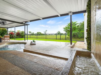 58 Lakes Crescent, Marrara