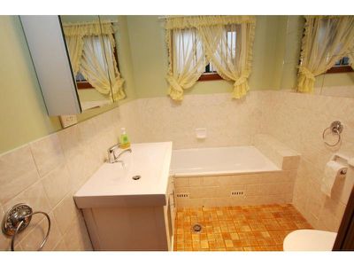 1 / 11 De Witt Street, Bankstown