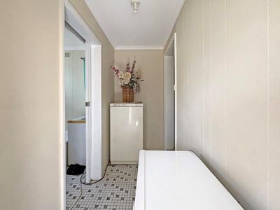 2-4 Breeza Street, Carroll