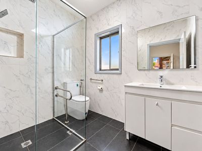 147 King Road, Fairfield West