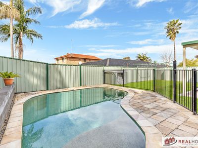 7 Barron Field Drive, Glenmore Park