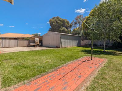 10 Poole Boulevard, Swan Hill