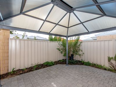 19b Bepton Way, Balga