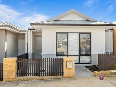 15 Gainford Way, Ridgewood