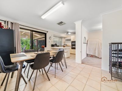 3 Myrna Way, Parkwood