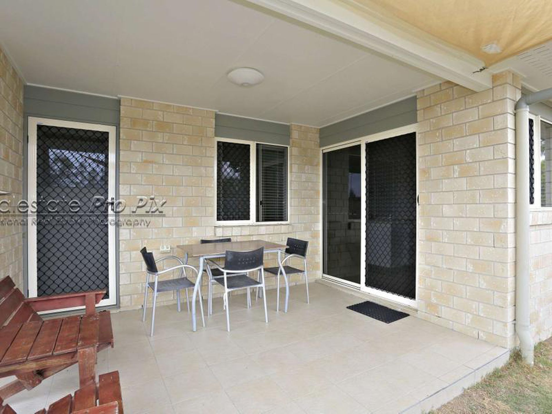 1 / 16 First Ave, Woodgate