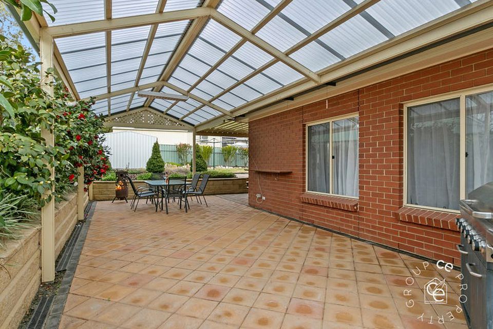 11 Mitchell Court, Williamstown