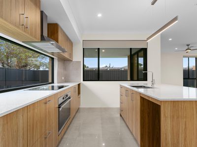 8A Gibson Street, Mount Pleasant