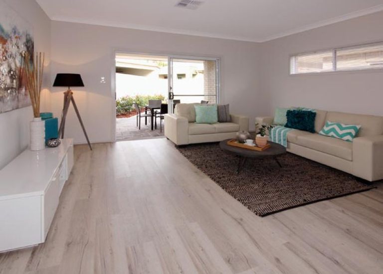 10A Trott Grove, Oaklands Park