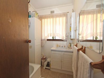 24 Jacksons Lane, Heathcote