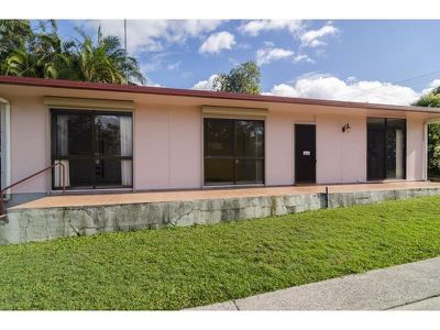 24 Maple Avenue, Tewantin