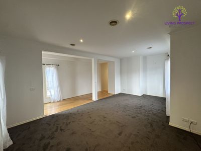 104 Foxwood Drive, Point Cook