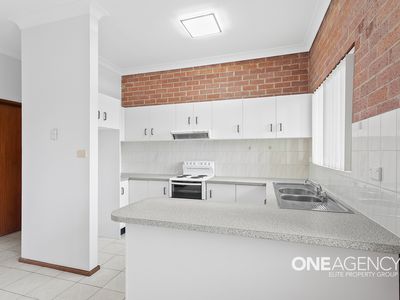 2 / 128 Tongarra Road, Albion Park Rail