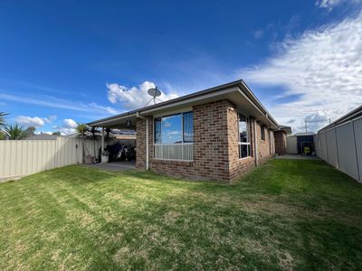 19 Ebor Way, Dubbo