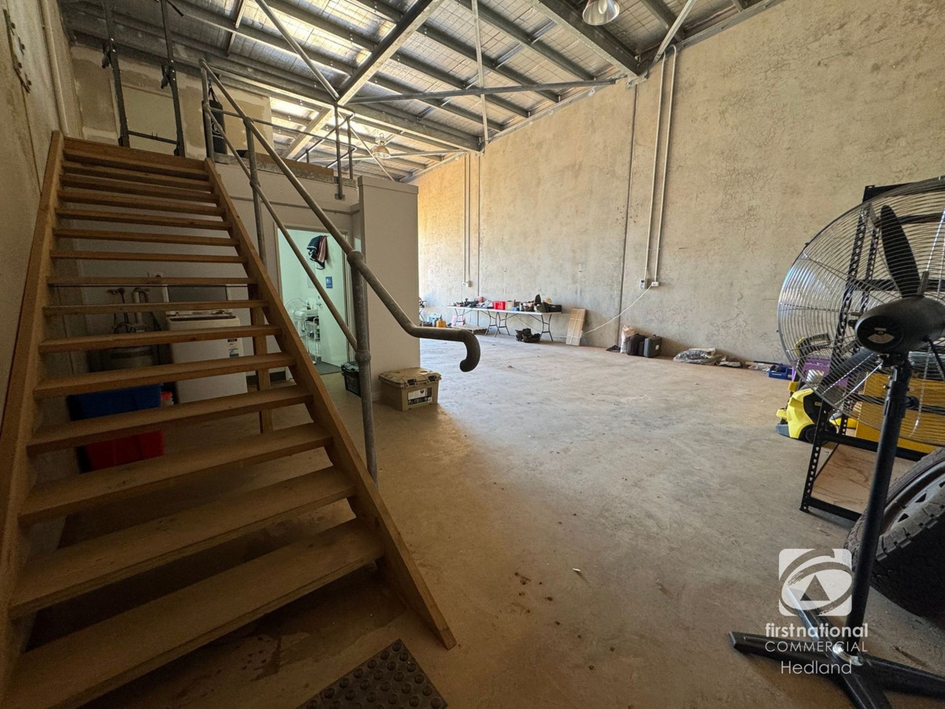 6 / 37 Steel Loop, Wedgefield