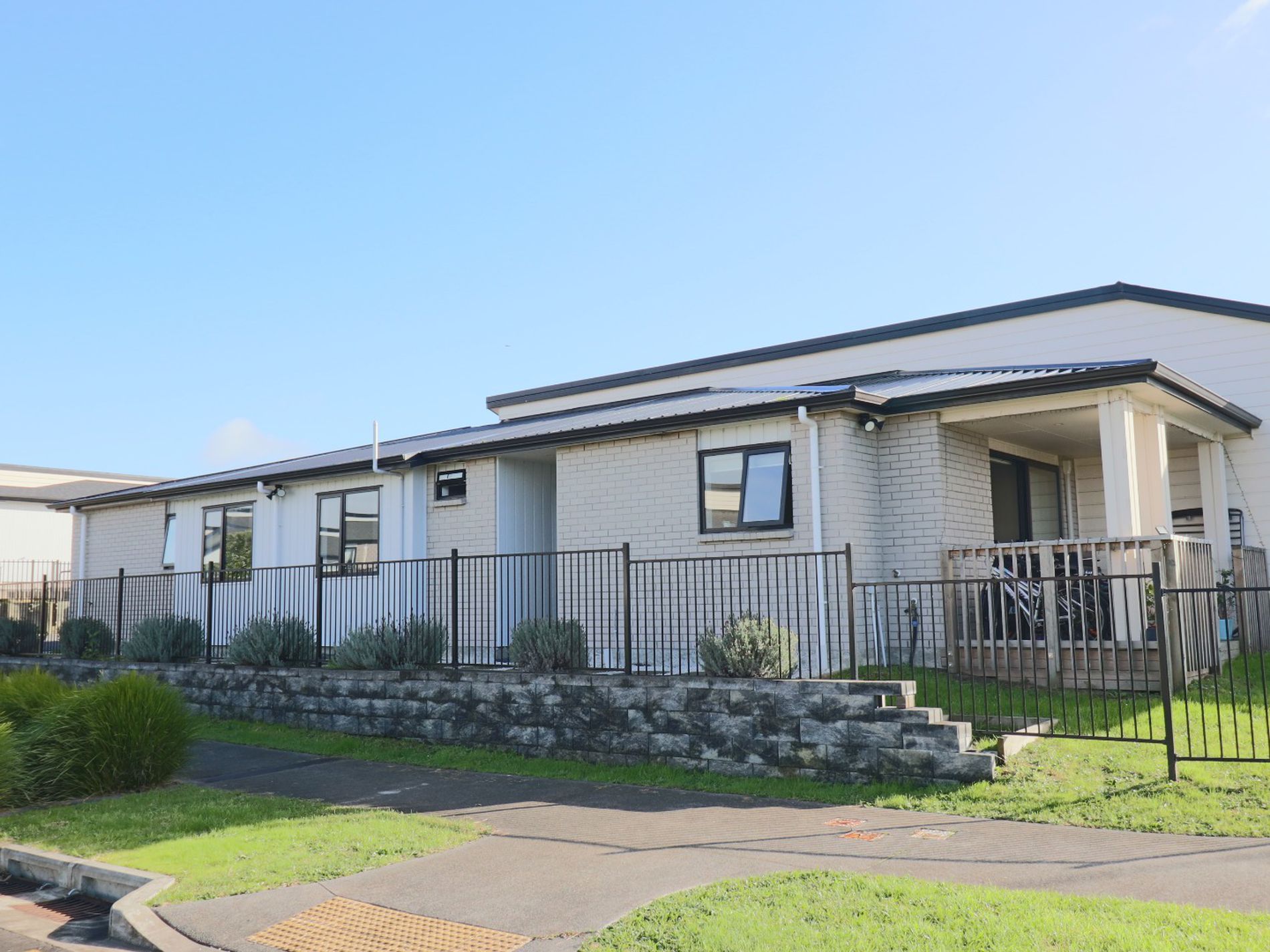 25B Tributary Parade , Drury