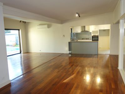 28 Gayton Rd, City Beach