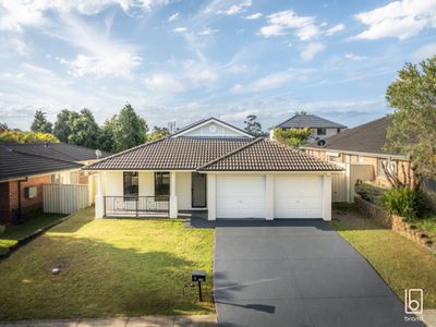 30 Skyhawk Avenue, Hamlyn Terrace