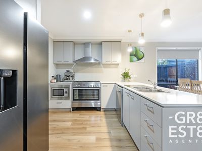 56 Ranfurlie Boulevard, Cranbourne West